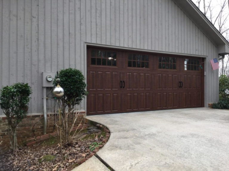 wood-tone-amarr-classica-garage-door