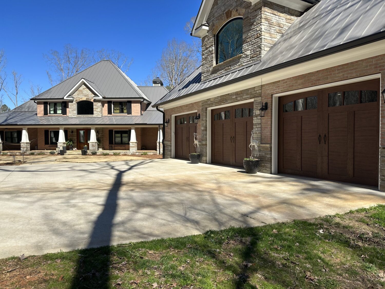 8 Must-Ask Questions When Choosing New Garage Doors